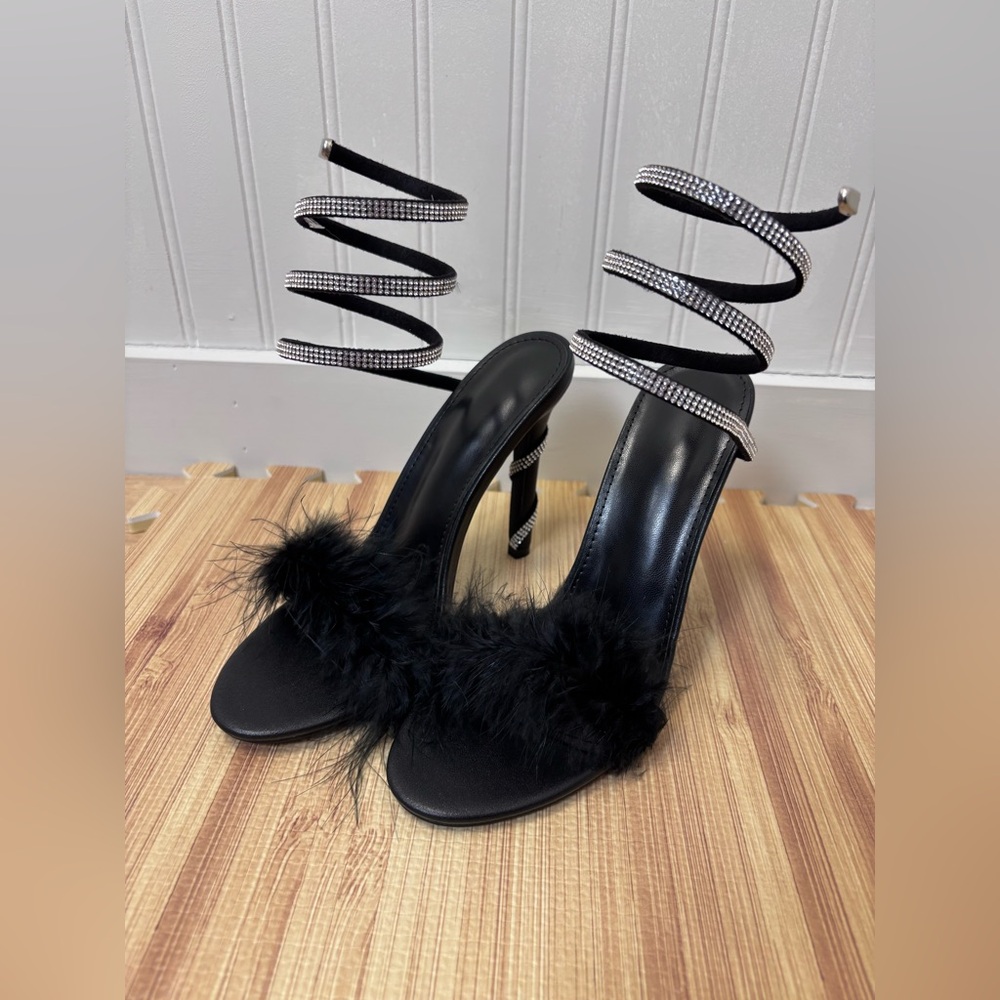 Women’s Black Spiral Ankle Wrap Heels Rhinestone Faux Fur Sandals EU 40